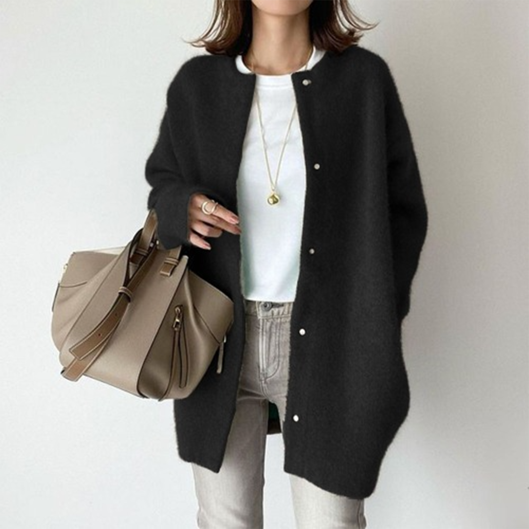 Elegant and Sophisticated Knitted Coat for Women