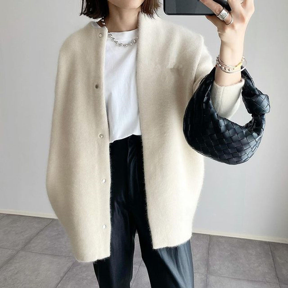 Elegant and Sophisticated Knitted Coat for Women