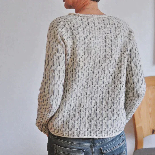 Elegant and Comfortable Women's Sweater