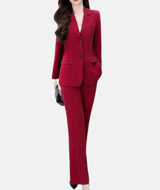 Stylish Pantsuit with Tailored Blazer